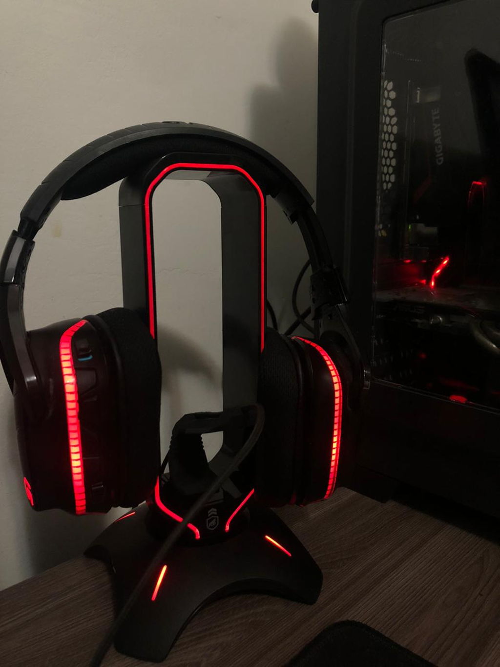 SUPORTE PARA HEADSET HEADPHONE MOUSE BUNGEE CARREGADOR TECH ARMOR